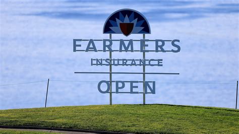 farmers insurance leaderboard